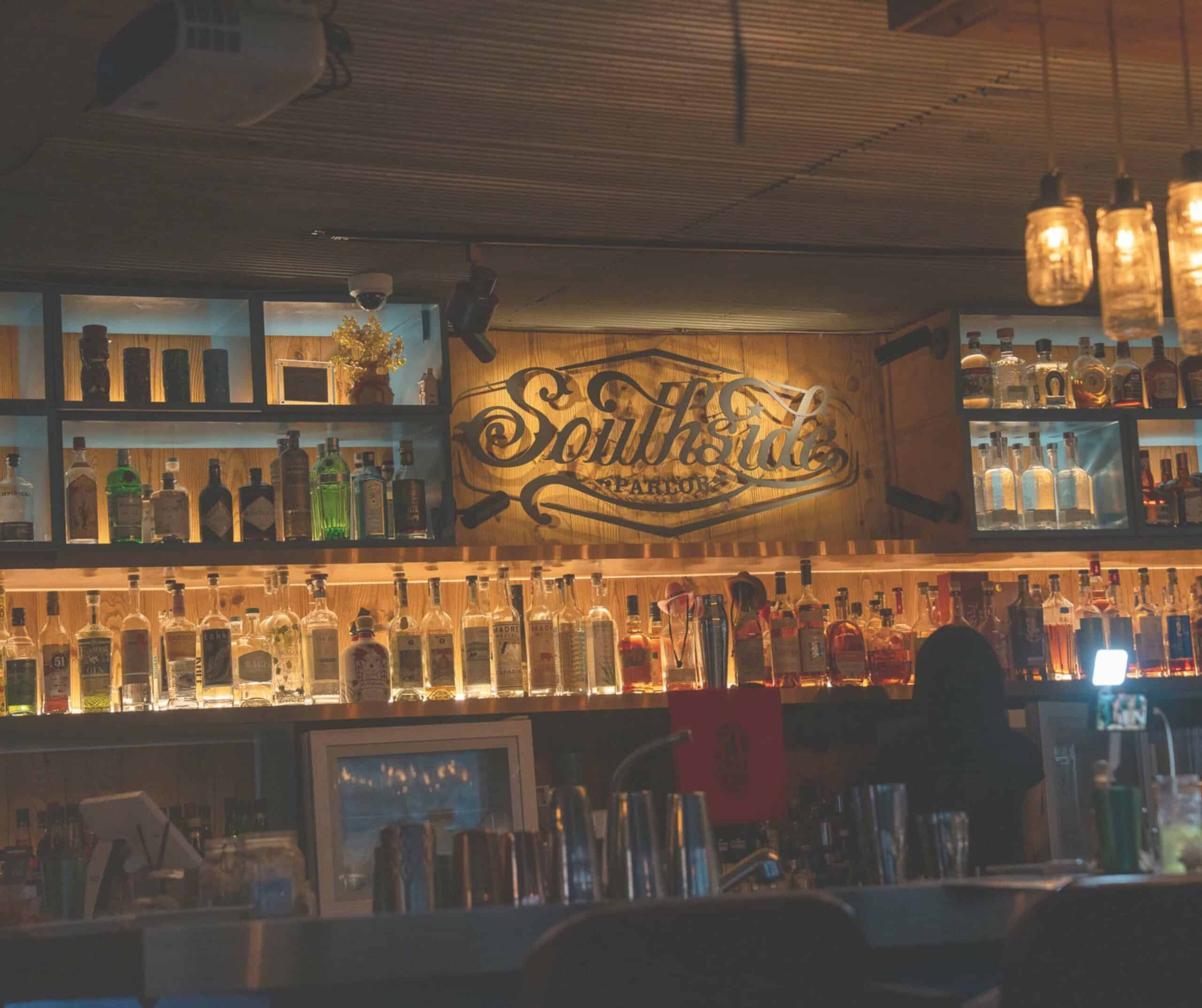 The fourth-floor sign for Southside Parlor in Itaewon, Seoul